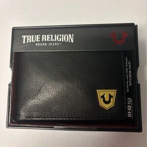 True Religion Black Leather Wallet NWT RFID